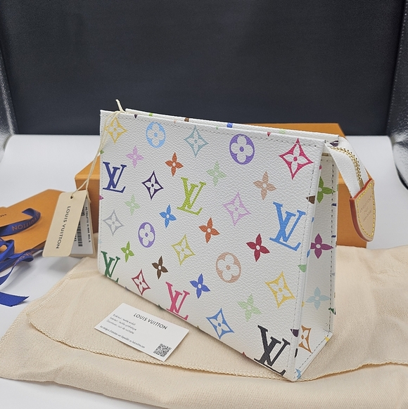 Brand new authentic 2026 Louis Vuitton Murakami Multicolor Toiletry Pouch 19 - Picture 13 of 17
